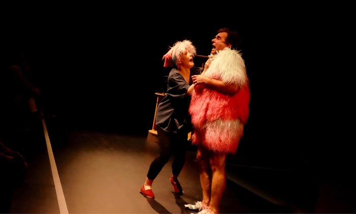 Das Leben als  Monster ist nicht leicht. Foto Rebecca Ramlow