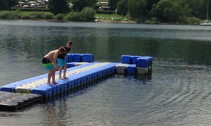 Schwimmer im Diemelsee
