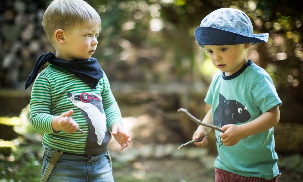 Kinder in der Natur © Kristin Gründer/AdobeStock